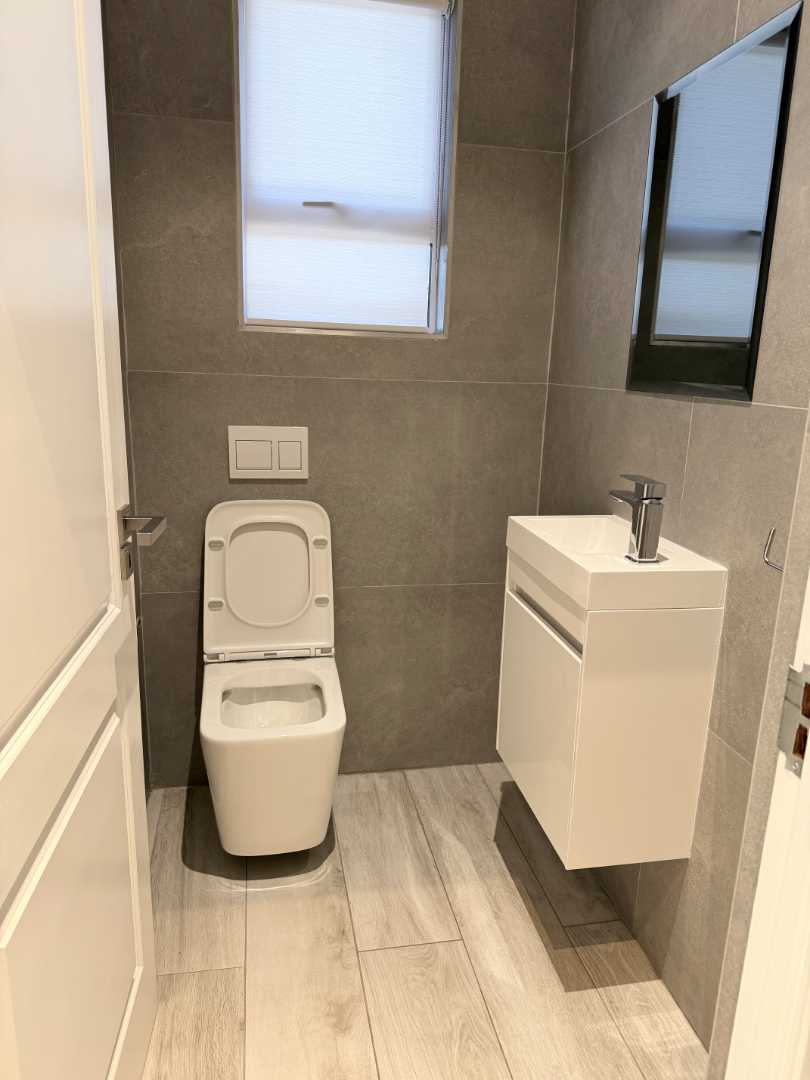 To Let 2 Bedroom Property for Rent in Oakdale Western Cape